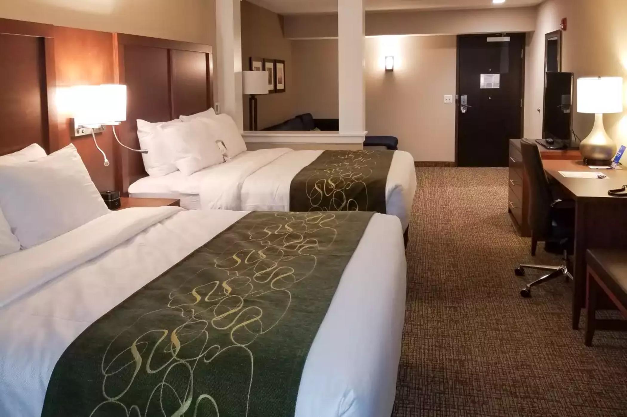 Comfort Inn & Suites Schenectady - Scotia Bagian luar foto