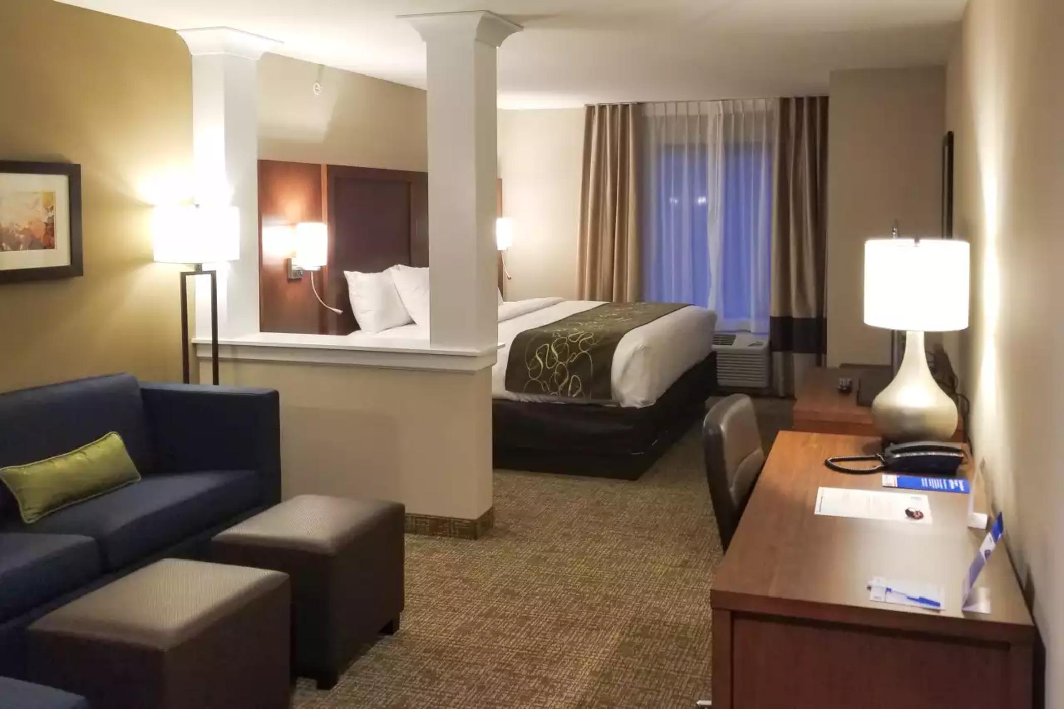 Comfort Inn & Suites Schenectady - Scotia Bagian luar foto