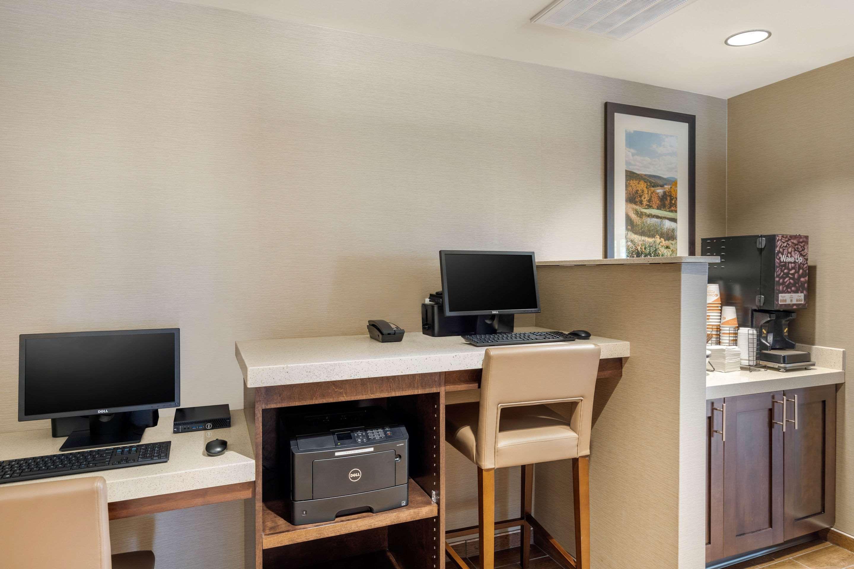 Comfort Inn & Suites Schenectady - Scotia Bagian luar foto