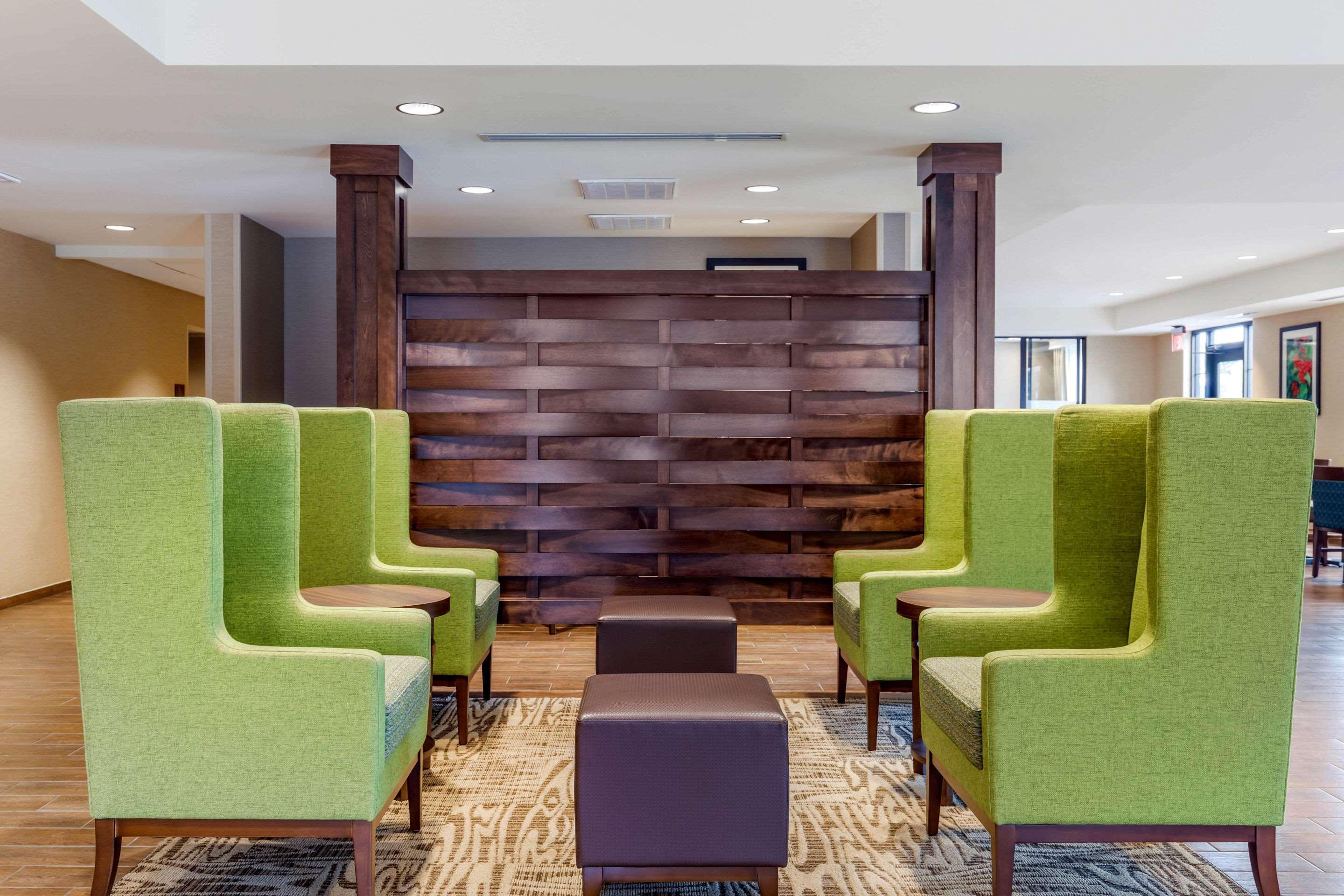 Comfort Inn & Suites Schenectady - Scotia Bagian luar foto